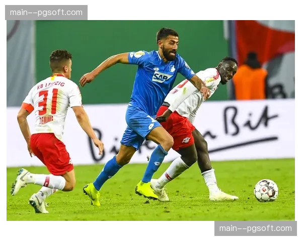 哈维-西蒙斯绝杀，莱比锡客场2-1险胜霍芬海姆